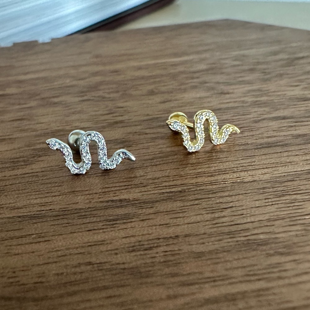 TINY Sparkle snake nap earring!! Ball back- .925 Sterling silver - Picture 9 of 10